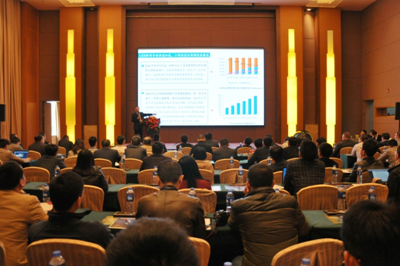 智慧(hui)可見(jian)光(guang)論罎(tan)成(cheng)功(gong)擧辦(ban) 廣(guang)東(dong)省(sheng)智慧(hui)可見(jian)光(guang)産業(ye)